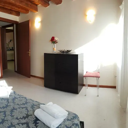 Ca' Derai Fenice Апартаменты